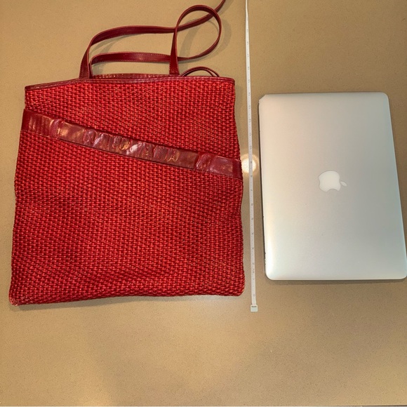 Bottega Veneta **FLAW** Vintage Rare Red Woven Tote - Picture 10 of 16